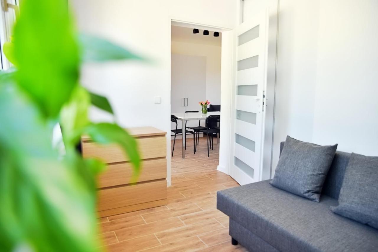 Apartamenty Lotnisko Leszno Экстерьер фото
