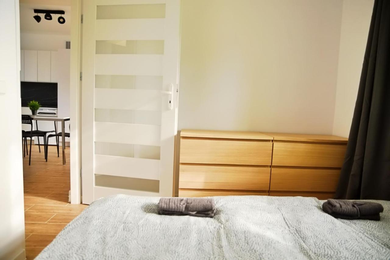Apartamenty Lotnisko Leszno Экстерьер фото